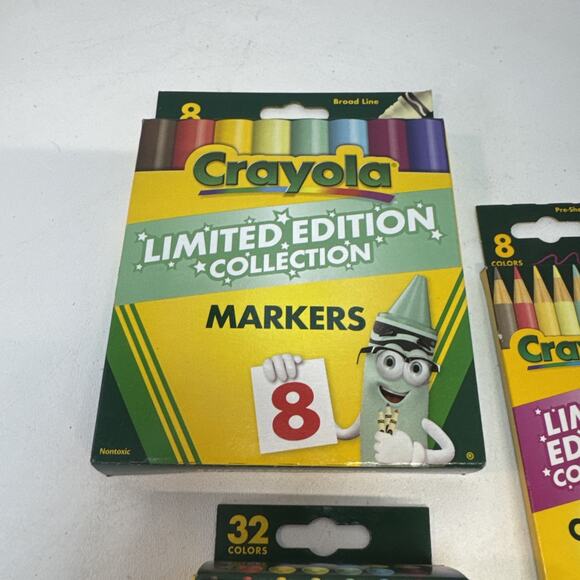 CRAYOLA Variety Pack Limited Edition Crayons Markers & Colored Pencils NEW 2025 - Picture 2 of 8
